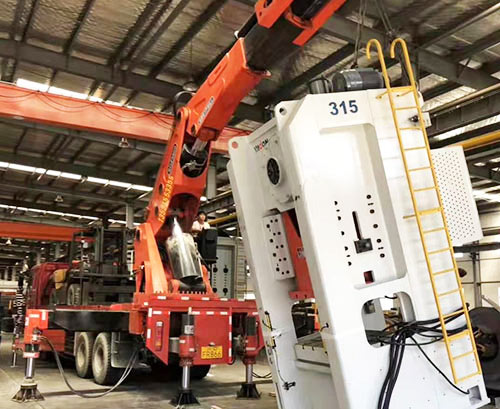 君山附近随车吊出租，轻松解决运输难题