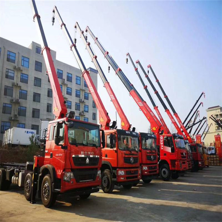 君山租专业吊车电话