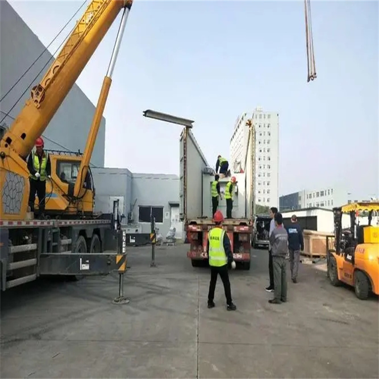 君山如何找到附近的吊车救援服务