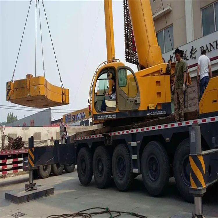 君山当地吊车出租|机器吊装|75吨|工厂搬迁服务